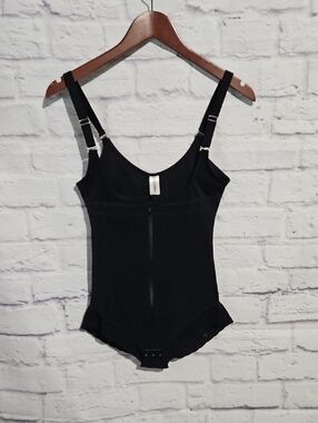 Black Women’s Shapewear Bodysuit with Adjustable Straps